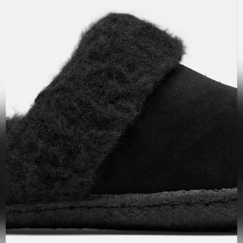 Sorel plush slippers